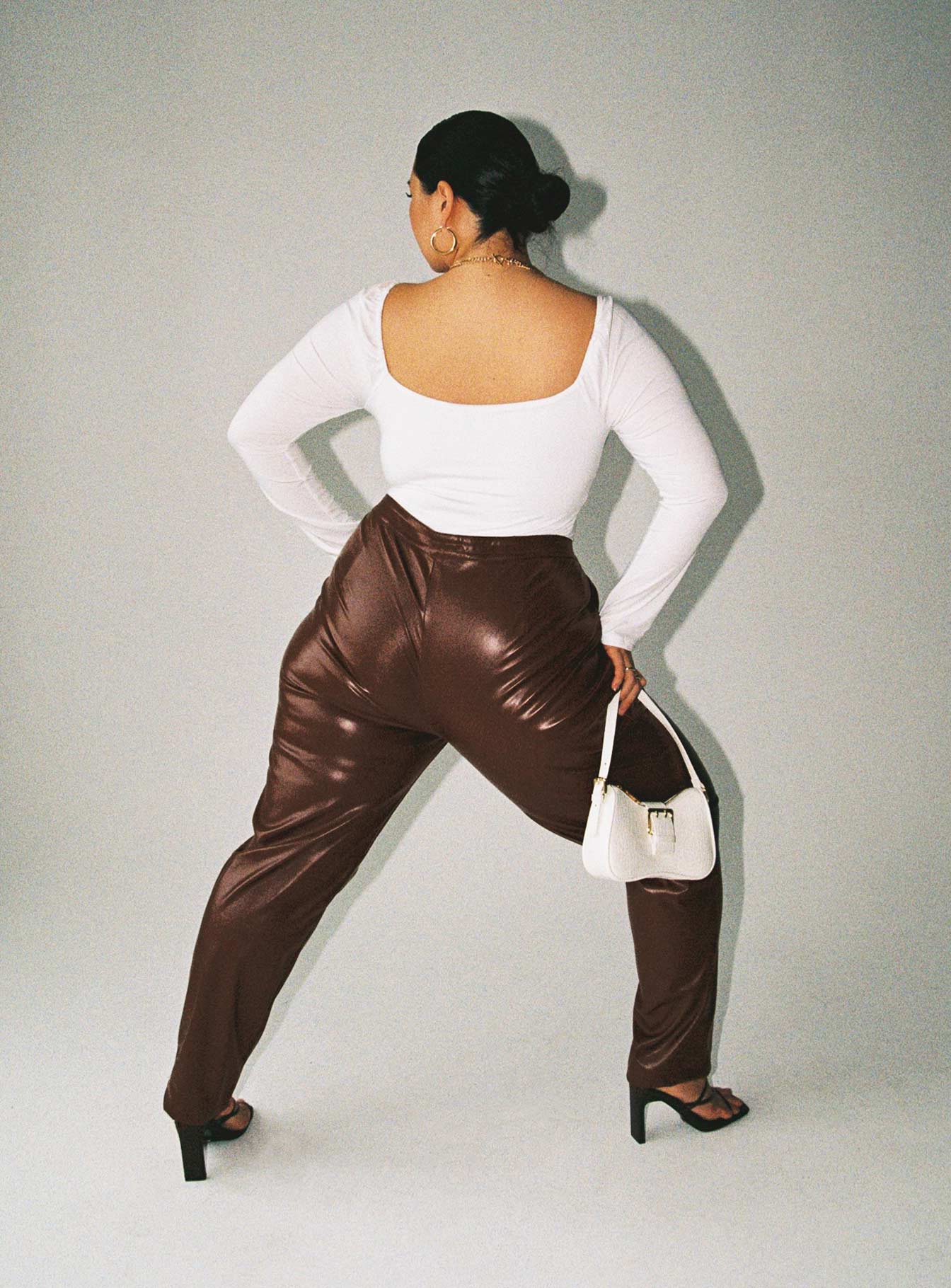 Love Club Pants Brown Curve - Image 3